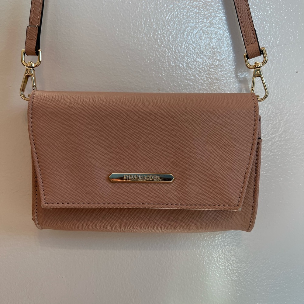 Steve Madden blush pink cross body